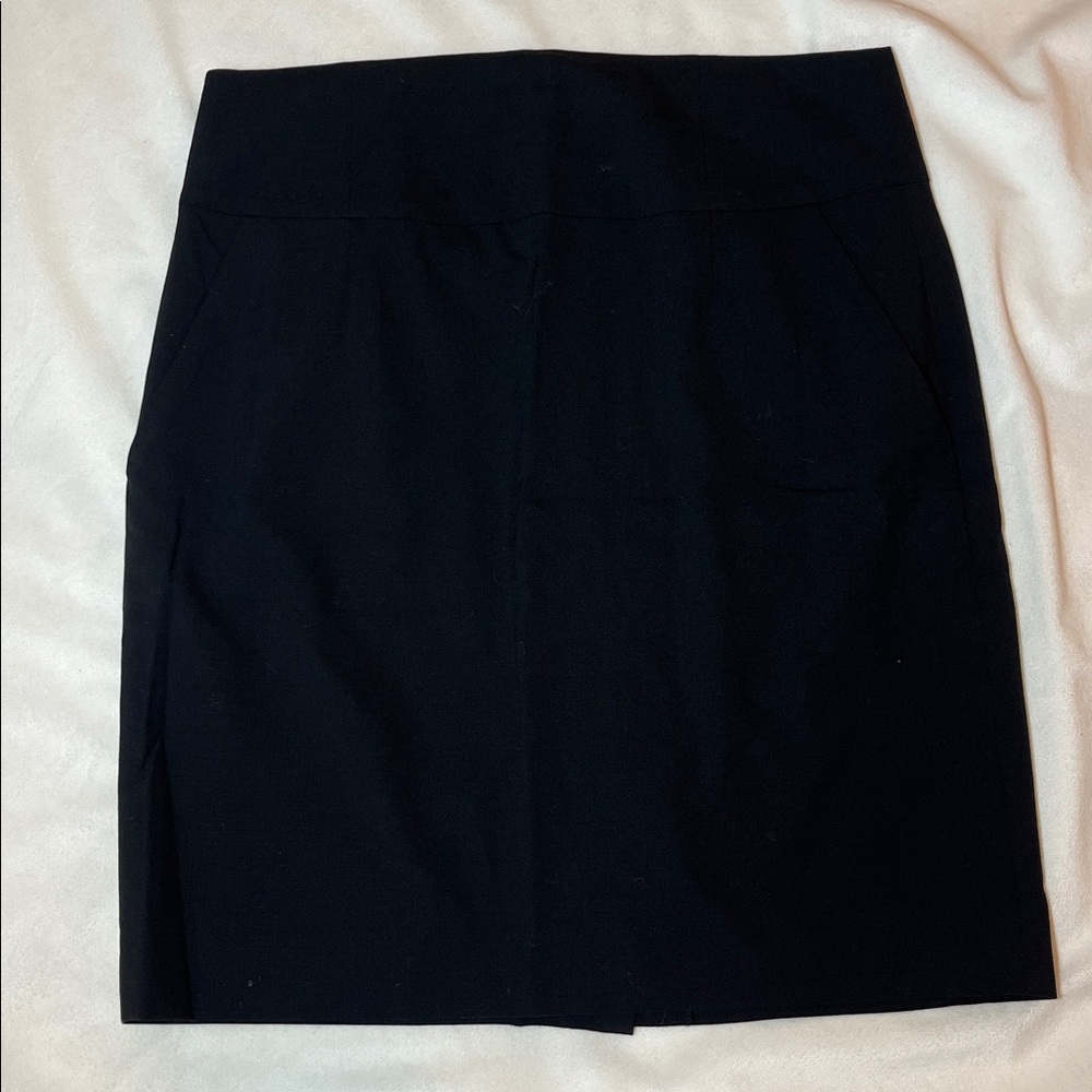 Banana Republic Women’s Pencil Classic Black  Stretch Skirt Size 4 Petite